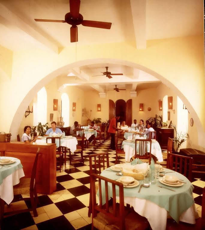 Hotel Du Roi Christophe Cap-Haïtien エクステリア 写真